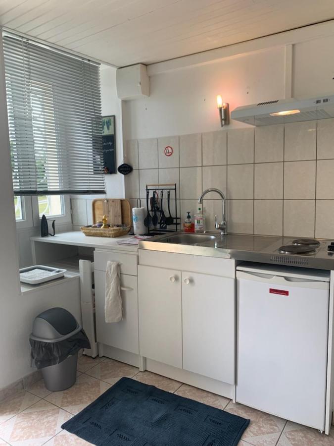 Charmant Studio Meuble Montignac-Charente Kültér fotó